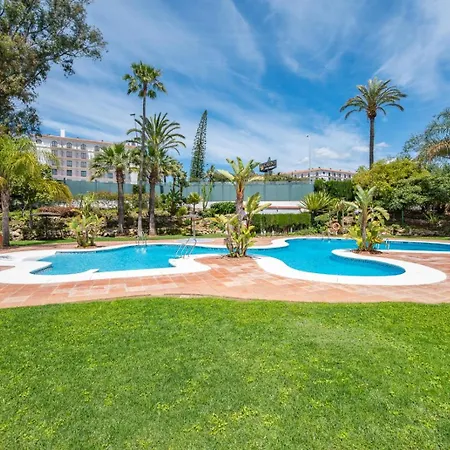 Modern - 2 Bedrooms, Beachside - Puerto Banus * Marbella